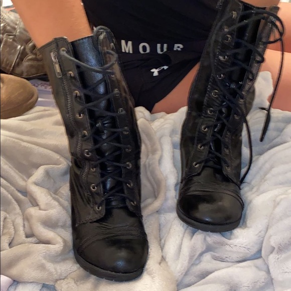 boots - Picture 4 of 4